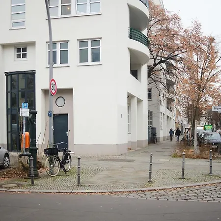 Modern Design 75sq In Mitte Berlin