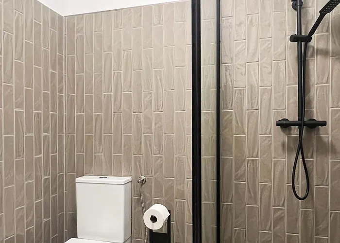 Modern Design 75sq In Mitte * Berlin