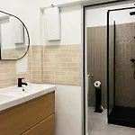 Modern Design 75sq In Mitte